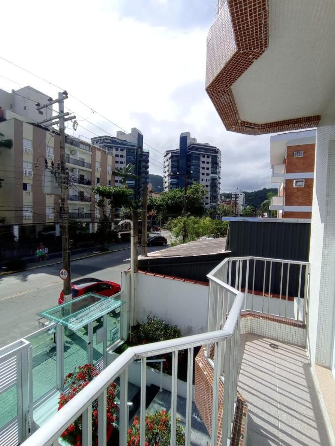 Apartamento Com Estacionamento, Wi-Fi, Ar Condicionado A 300 Metros Da Praia Da Enseada No Guaruja. Eksteriør bilde