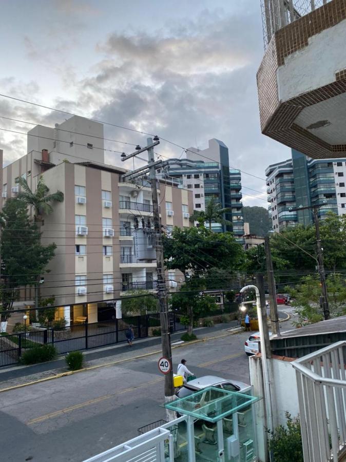Apartamento Com Estacionamento, Wi-Fi, Ar Condicionado A 300 Metros Da Praia Da Enseada No Guaruja. Eksteriør bilde