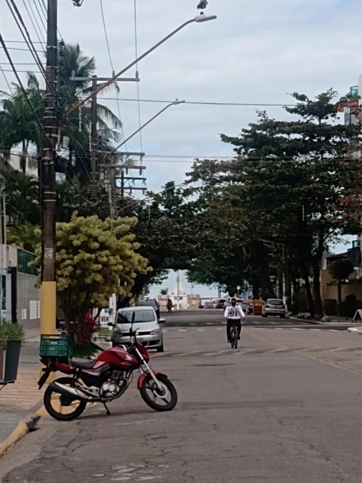 Apartamento Com Estacionamento, Wi-Fi, Ar Condicionado A 300 Metros Da Praia Da Enseada No Guaruja. Eksteriør bilde