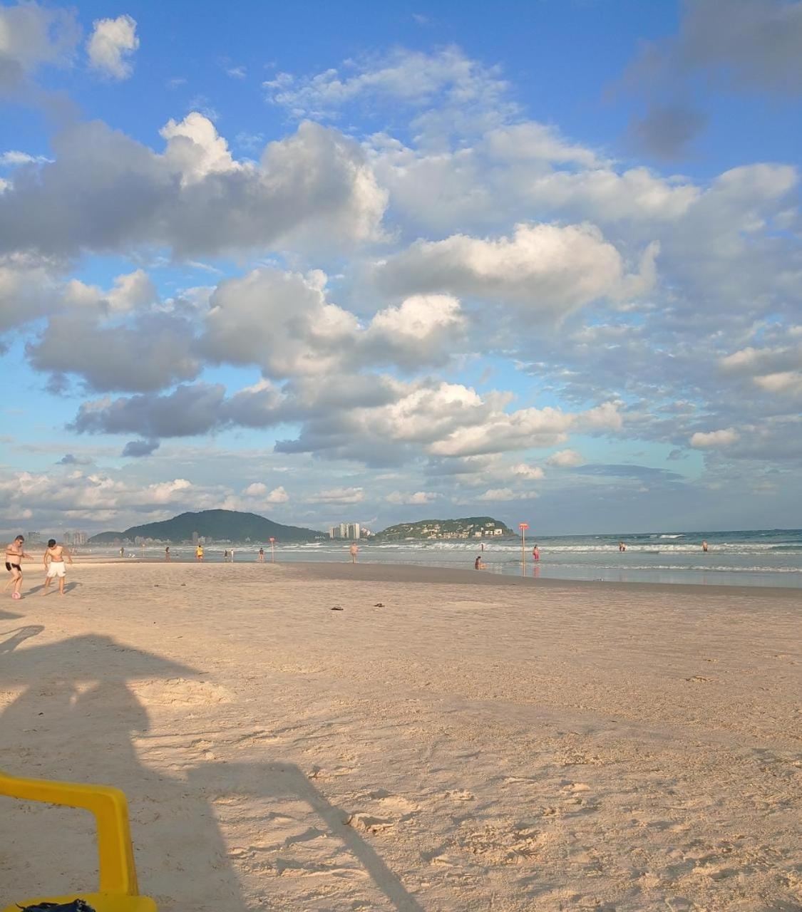 Apartamento Com Estacionamento, Wi-Fi, Ar Condicionado A 300 Metros Da Praia Da Enseada No Guaruja. Eksteriør bilde